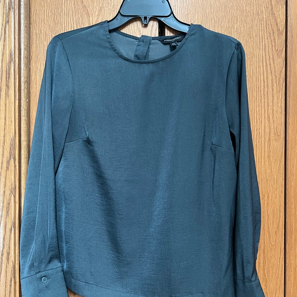 Banana Republic Green/Grey Long Sleeve Blouse